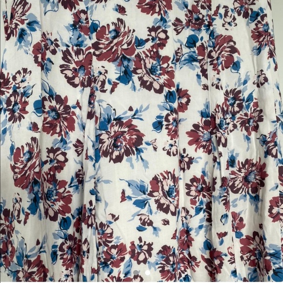 Silence & Noise Kimchi Blue / Urban Outfitters Blue & Purple Floral Dress - Picture 2 of 2